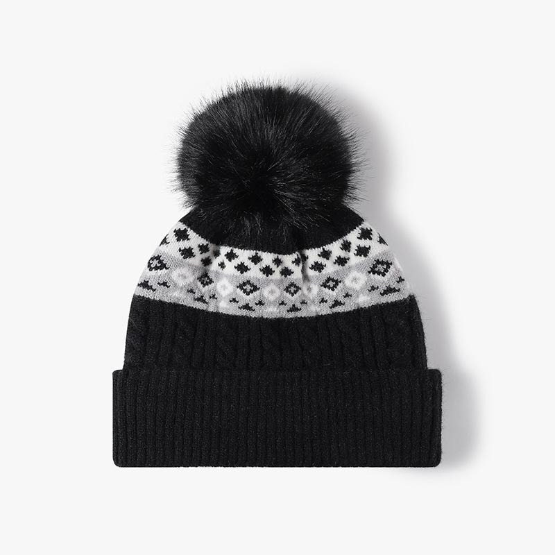 Berretto da donna in maglia a  - Beanie Cuffed Knit recensione e prezzo