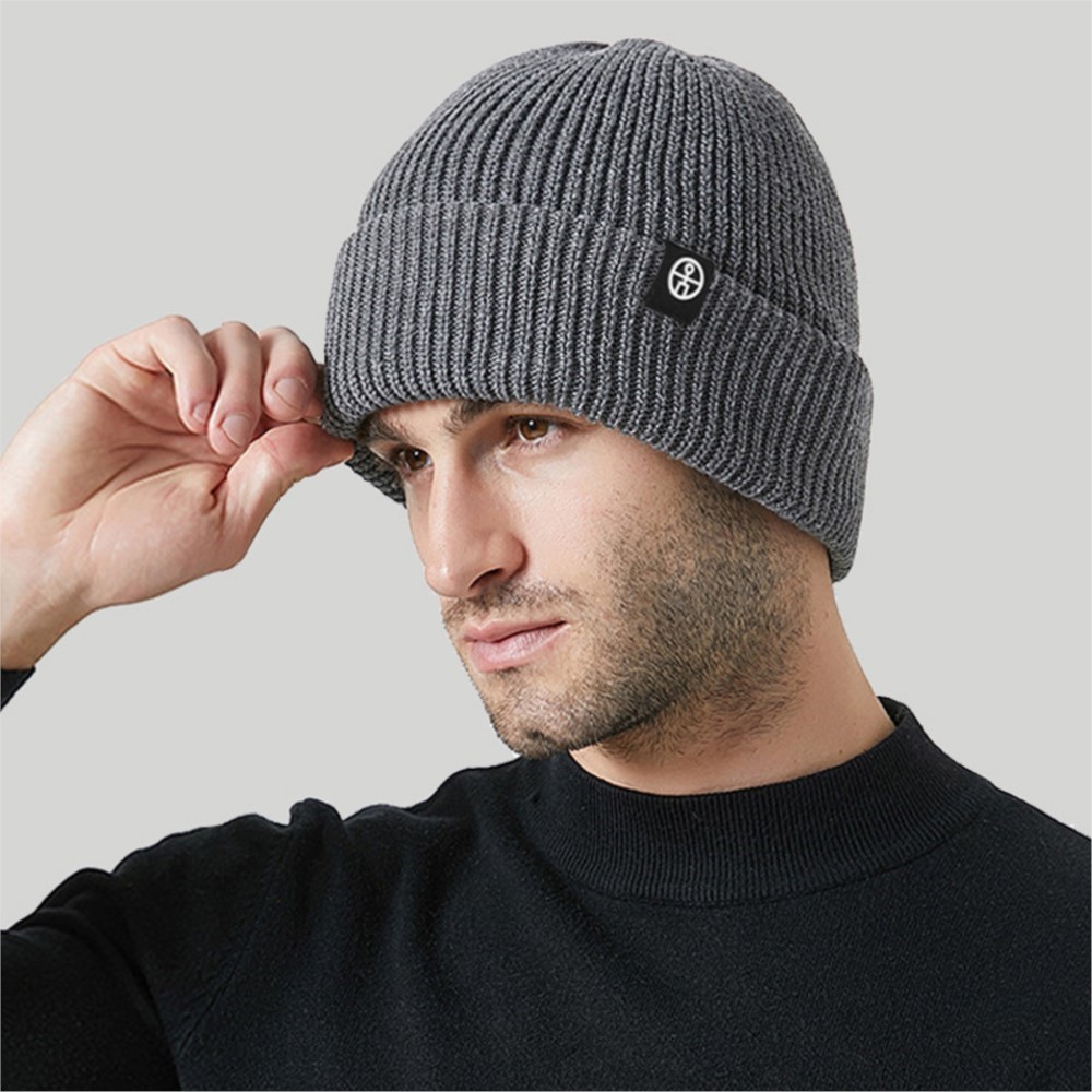 Berretto invernale con risvolt - Beanie Cuffed Knit recensione e prezzo